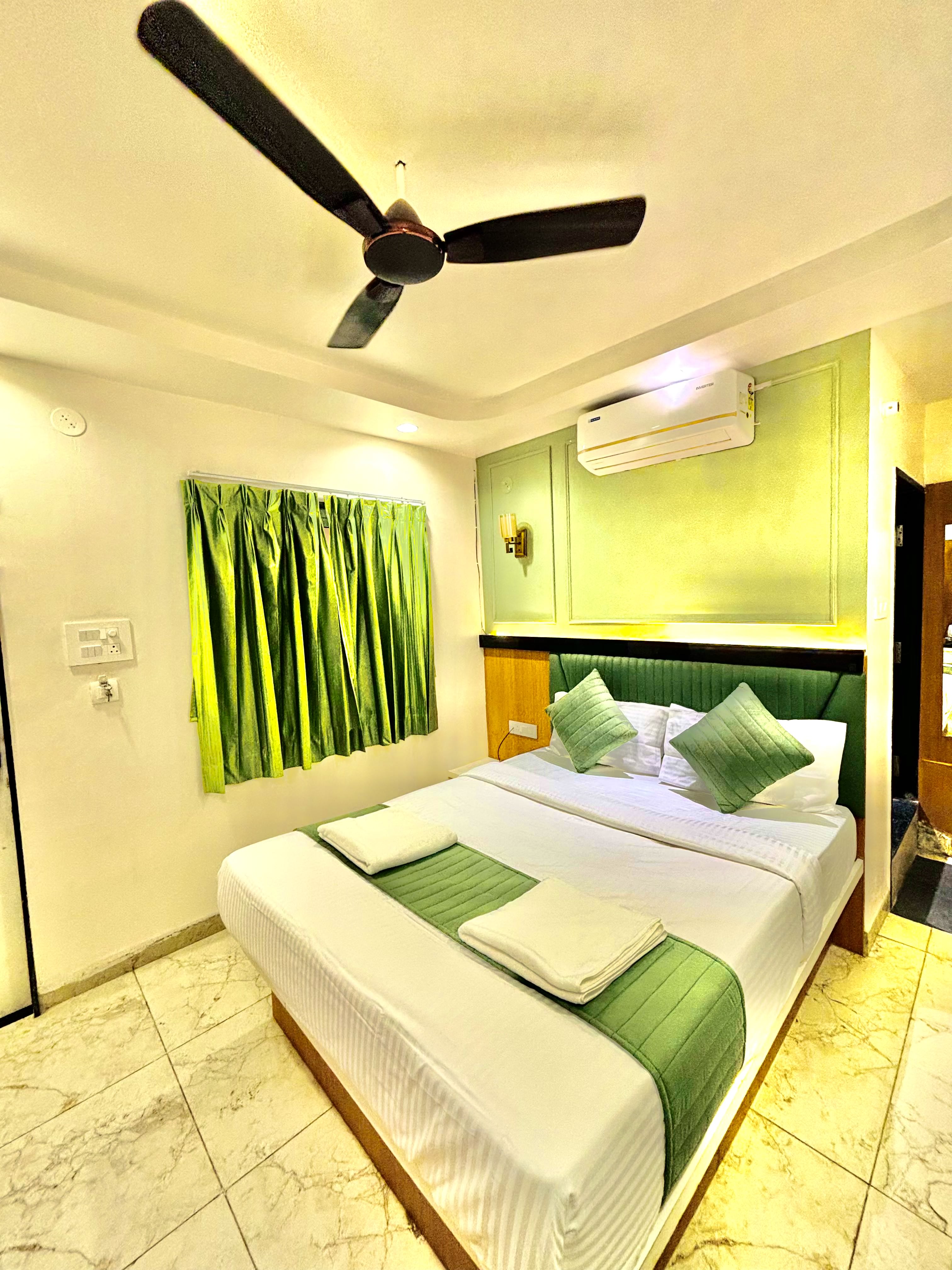 HOTEL MOTAGI RESIDENCY MANJUNATH HOTEL - Tap to explore photos