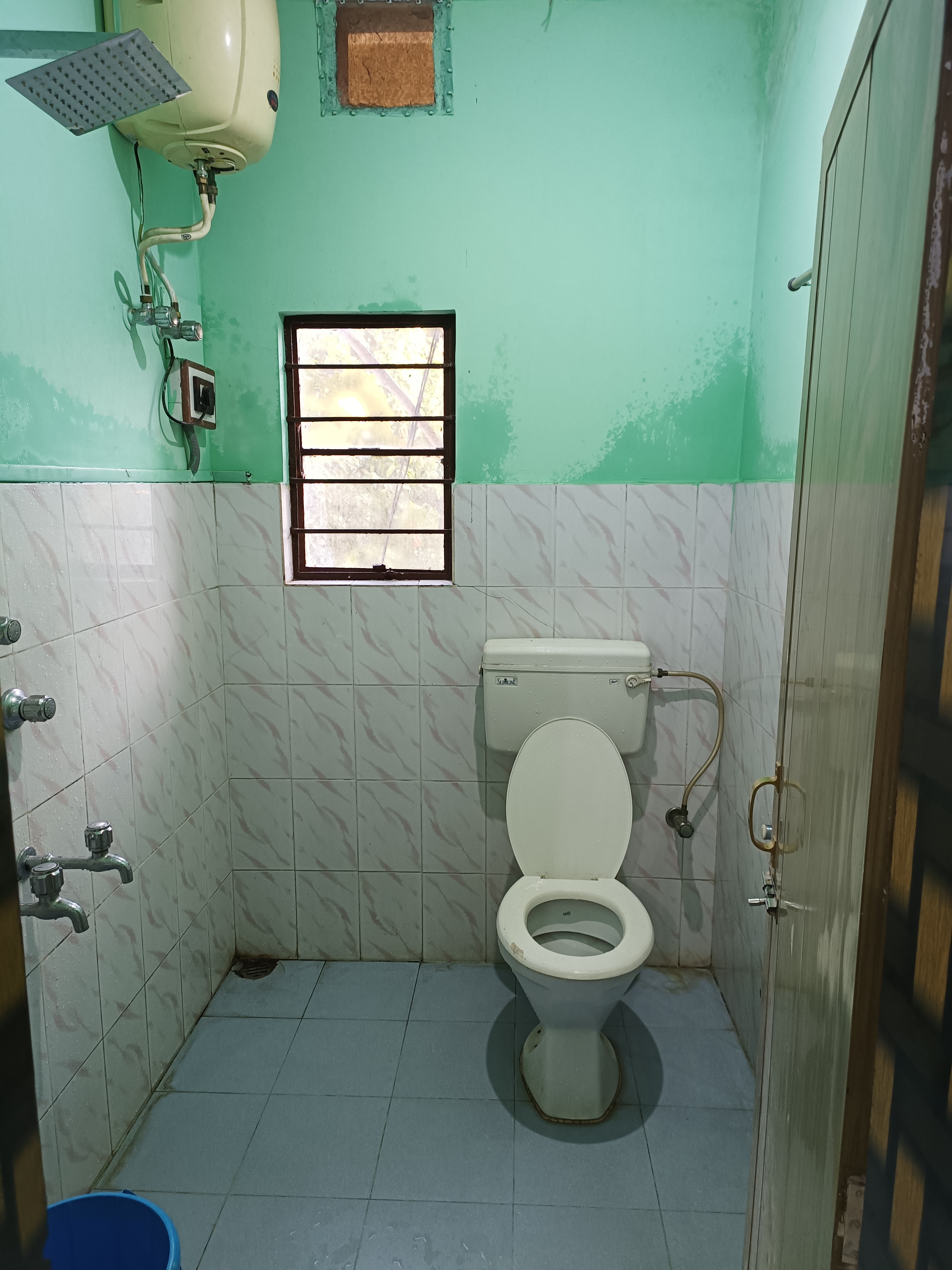 Hotel A&A-2 - Tap to explore photos