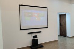 Capital Mansion 3Bdrm EstateView Villa: AryaGroup