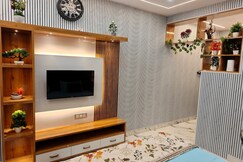 Crezy Location of Lucknow