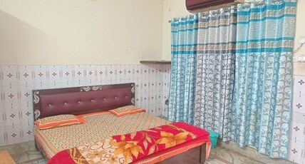 Shri Hari Lodge Room Type - Standard Room