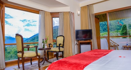 Solang Valley Resort Room Type - Presidential Suite with Jacuzzi & Balcony Solang Valley Resort Room Type - Presidential Suite with Jacuzzi & Balcony