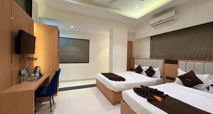 Hotel JK Palace  Newly Renovated Room Type - Family Room