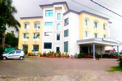 Hotel Grand Riviera