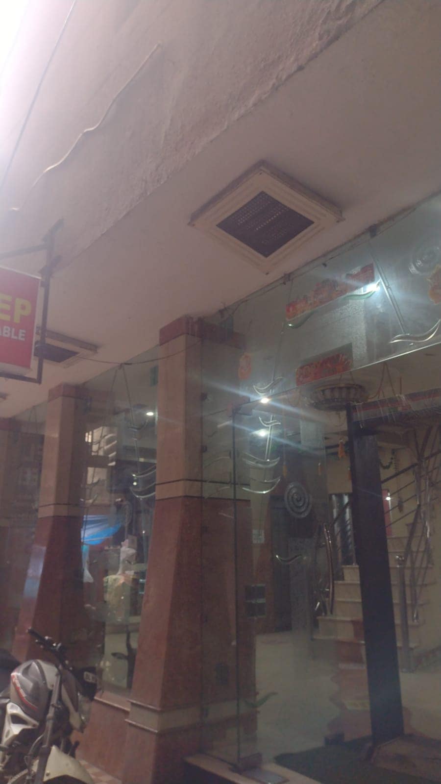 Hotel Ratandeep @ Paharganj - Tap to explore photos