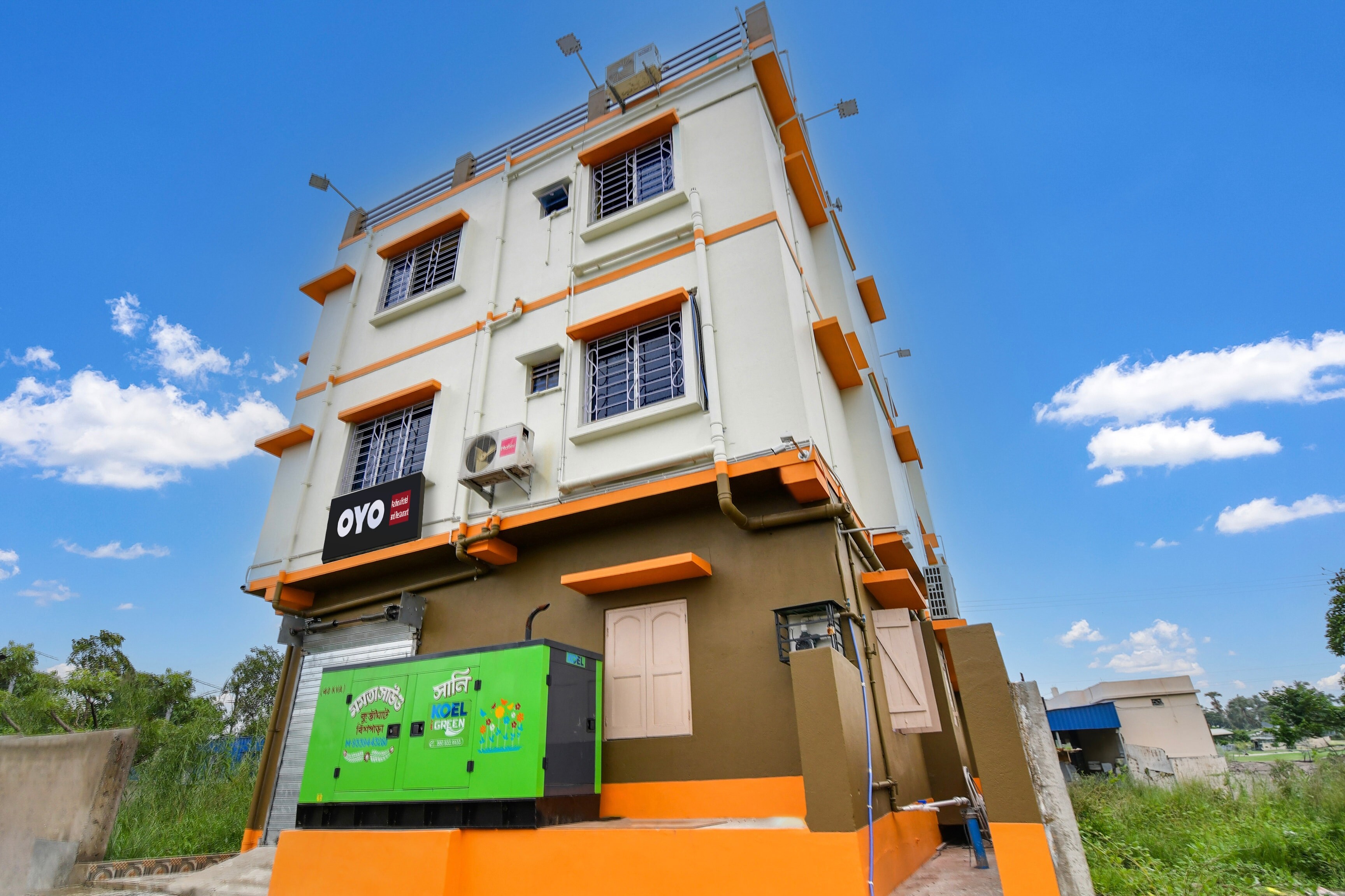 Hotel O AASHIANA HOTEL AND RESTAURANT Birati Railway Station - Tap to explore photos
