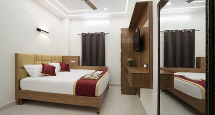 HOTEL SVR GRAND Room Type - DELUXE DOUBLE ROOM