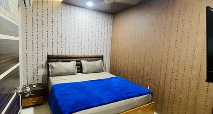 HOTEL MONARCH Room Type - Deluxe