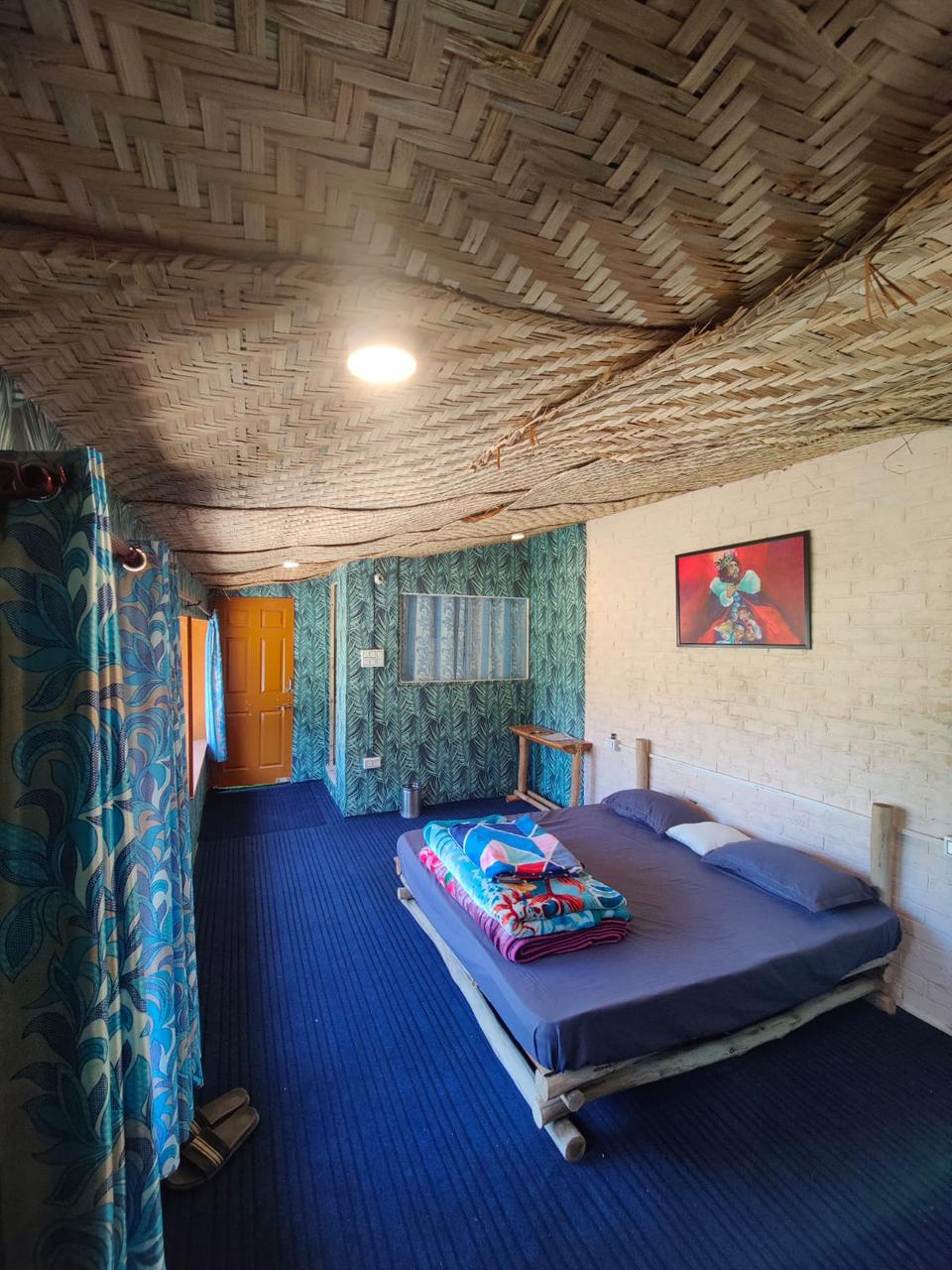 Circle Square Hostel - Tap to explore photos