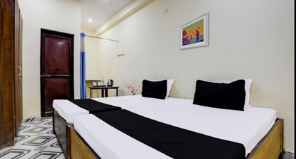 Hotel Suryawanshi Room Type - Deluxe Double Room