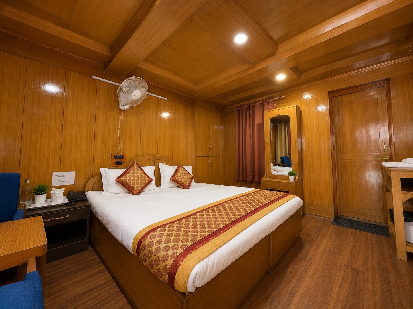 Hotel Ech Aar, Kargil - Tap to explore photos