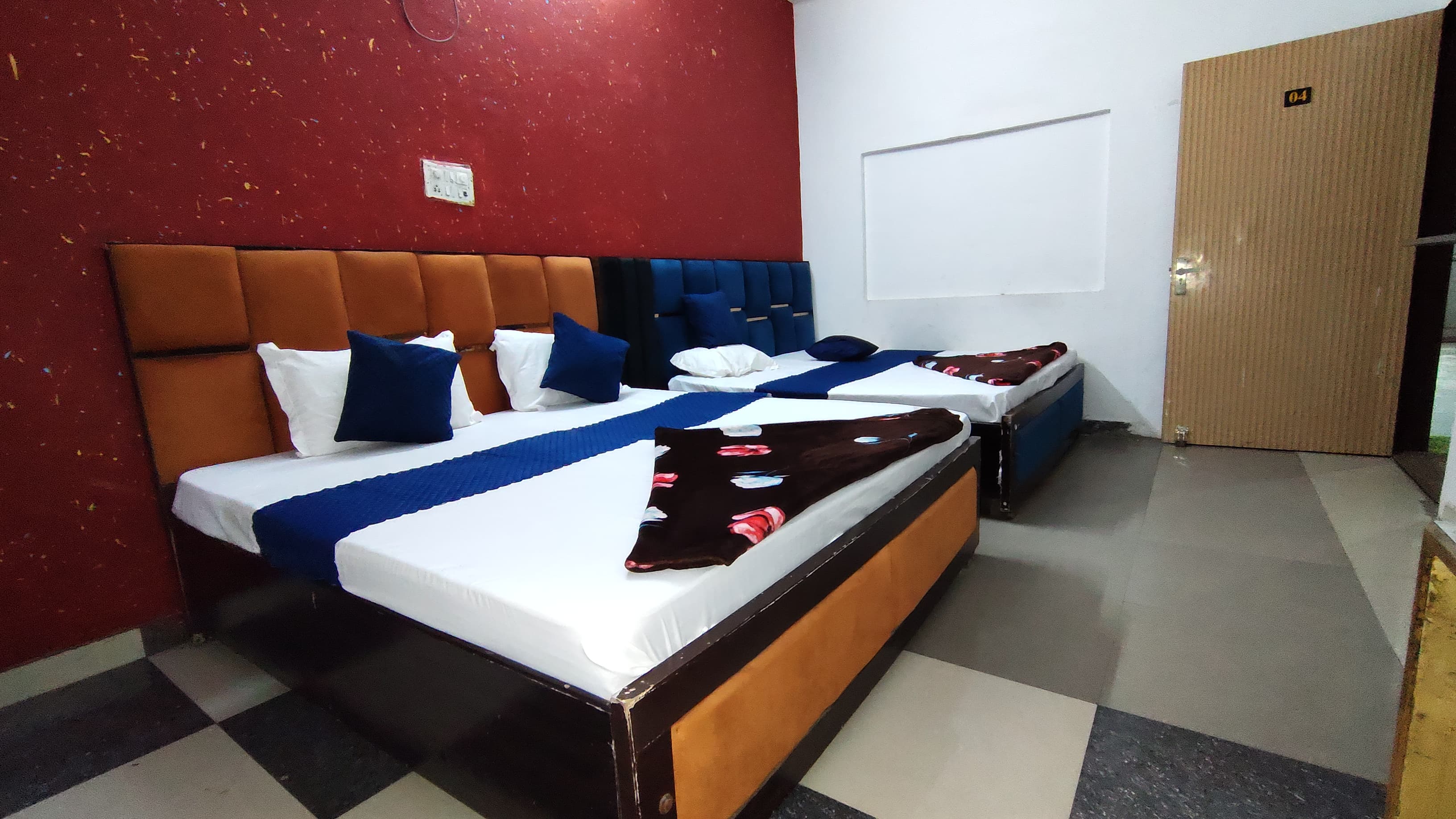 Hotel Shri Gopala Dham - Tap to explore photos