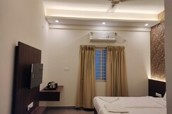 Photos of Globus Hotel by Silicon Hearth