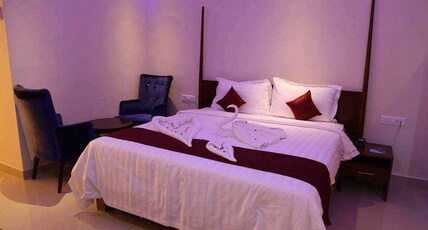 HOTEL SURAJ Room Type - Deluxe  Room