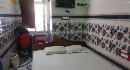 Milan Guest House Room Type - Standard Non AC