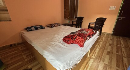 Manan Palace Hotel Room Type - BASIC ROOM 2