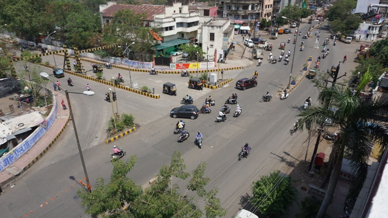 Hotel Gujrat - Tap to explore photos