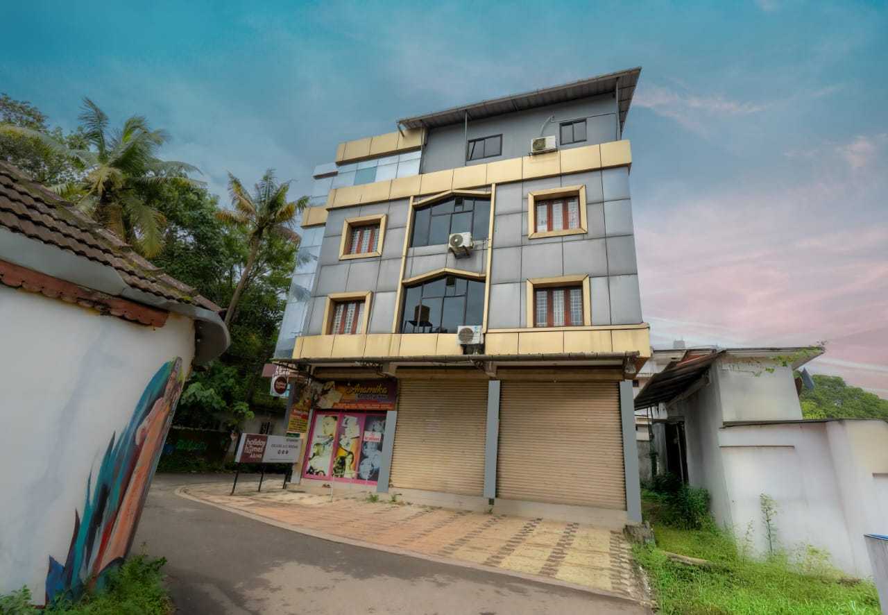 Hotel O Periyar Riverview Aluva Formerly Cochin Apartment - Tap to explore photos