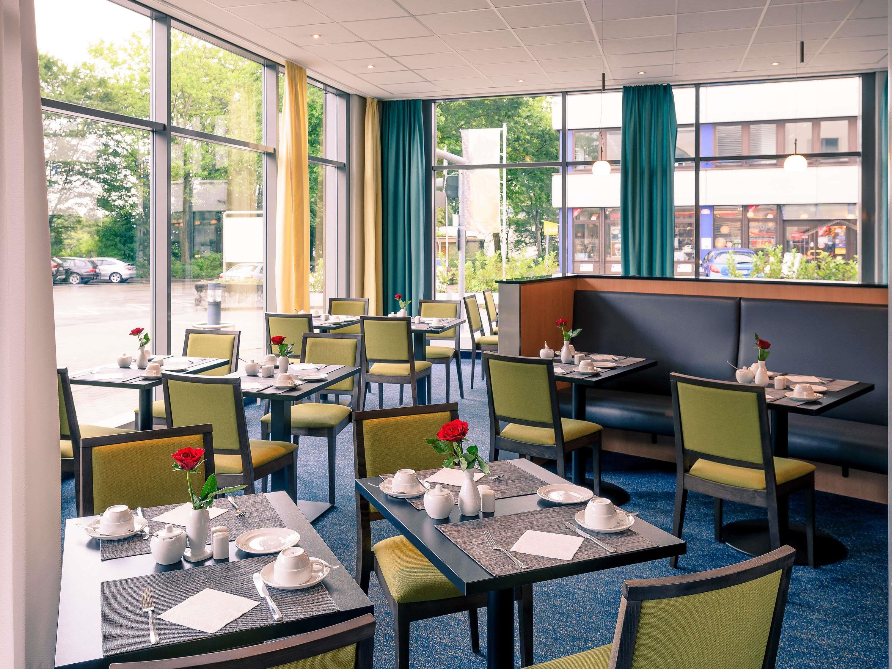 MERCURE FRANKFURT ESCHBORN SUED - Tap to explore photos