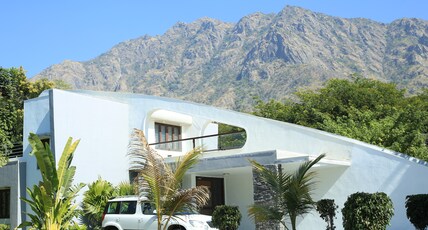 Valencia Club and Resort, Foothill, Abu Room Type - Aravalli Signature Suite and Living Room with Sit Out Area | Include One Portion Hot starter 07.00 P