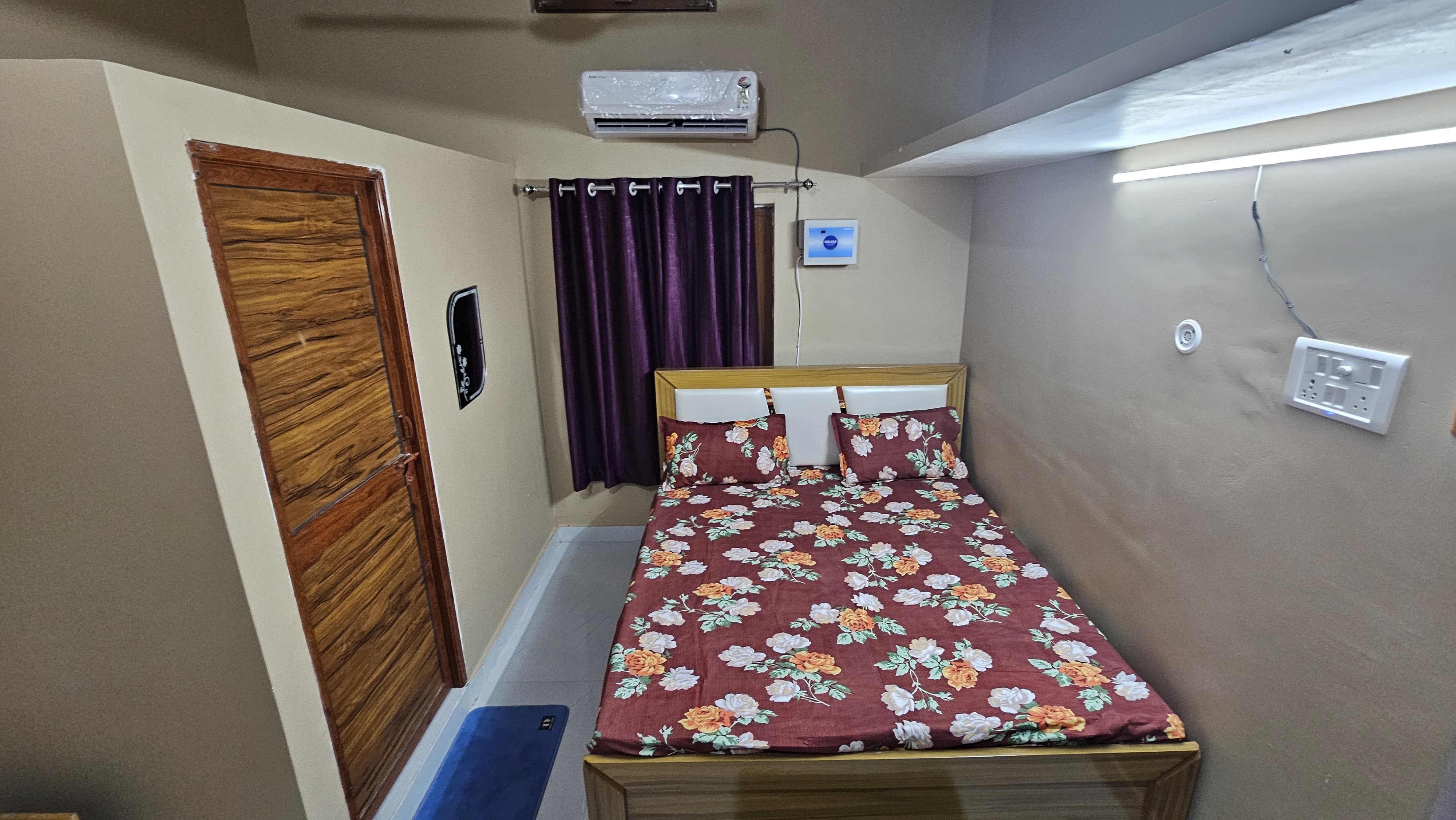 Deva Homestay - Tap to explore photos
