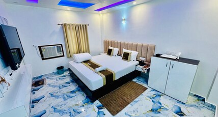 HOTEL EAGLE PALACE Room Type - Deluxe Room