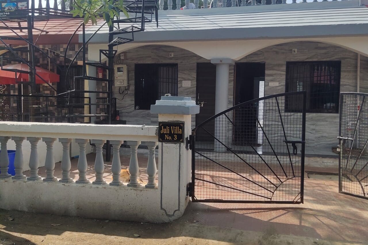 Juli villa - Tap to explore photos