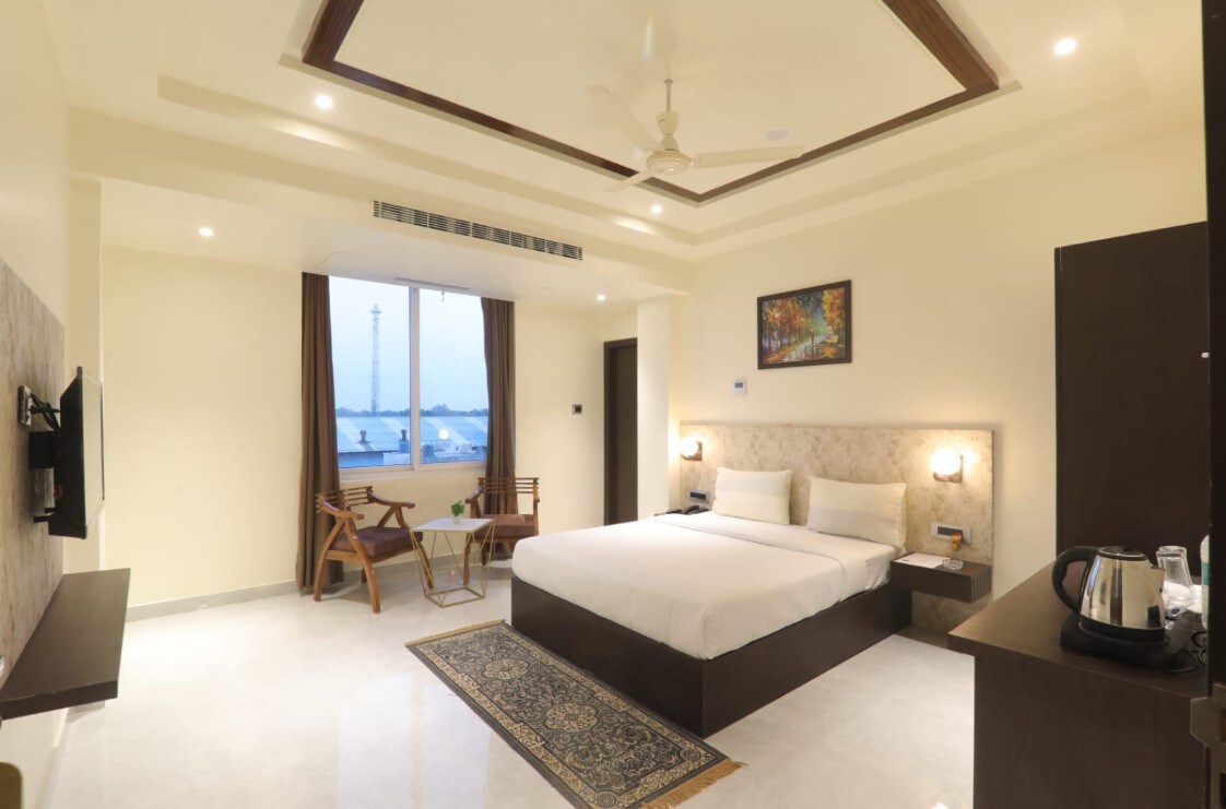 Rudra Inn - Tap to explore photos