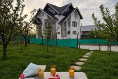 GULMARG ORCHARD