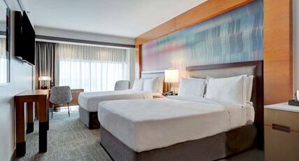 Hilton University of Houston Hotel Room Type - 2 QUEEN BEDS