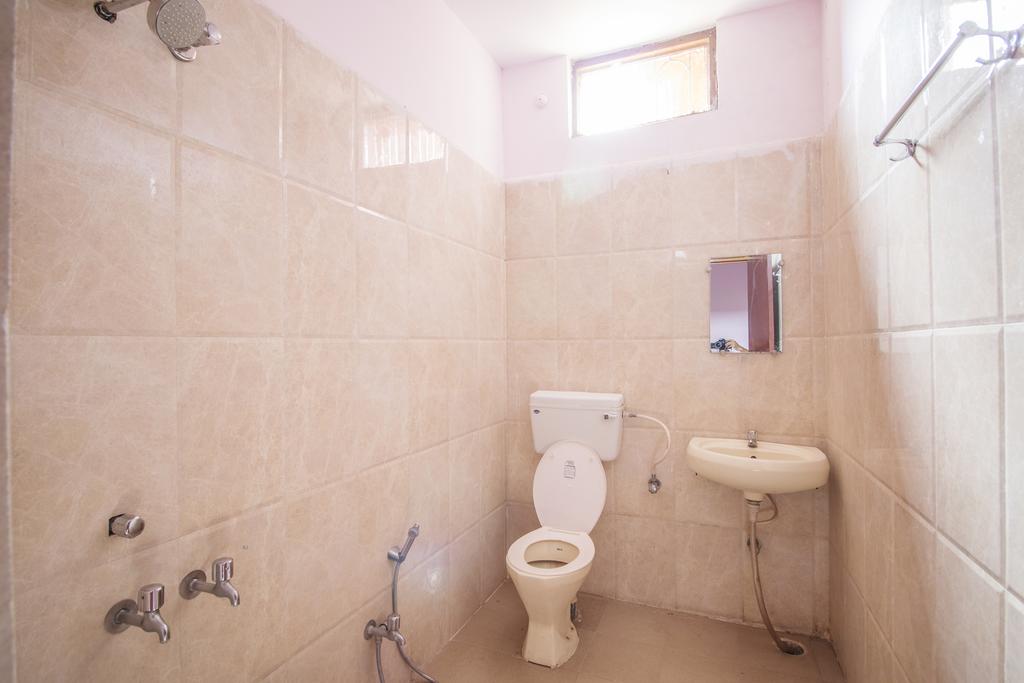 Aashirwad Guest House - Tap to explore photos