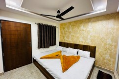 Hotel shipra Paradise