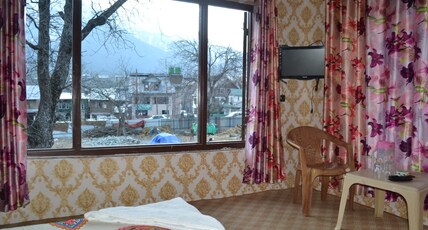 Mughal Resort Room Type - Deluxe Room