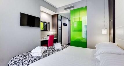 Best Western Cinemusic Hotel Room Type - 1 Queen Bed, Standard Room