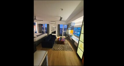 Royale Indigo Airport View by superhomes Room Type - Royale Indigo Airport View by superhomes