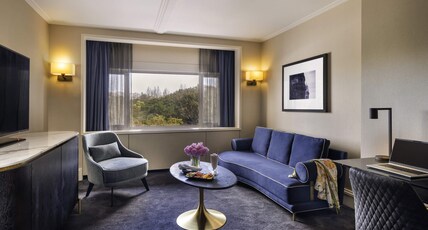 Pullman Auckland Room Type - DELUXE SUITE, One Queen bed