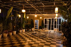 Aarna Luxury With Terrace