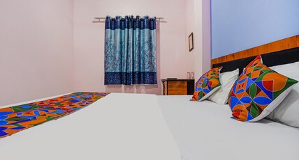 Evaan Deluxe Rooms Room Type - Standard NonAC