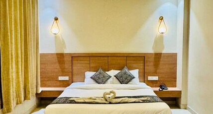 HOTEL NEEL KAMAL Room Type - PREMIUM ROOM
