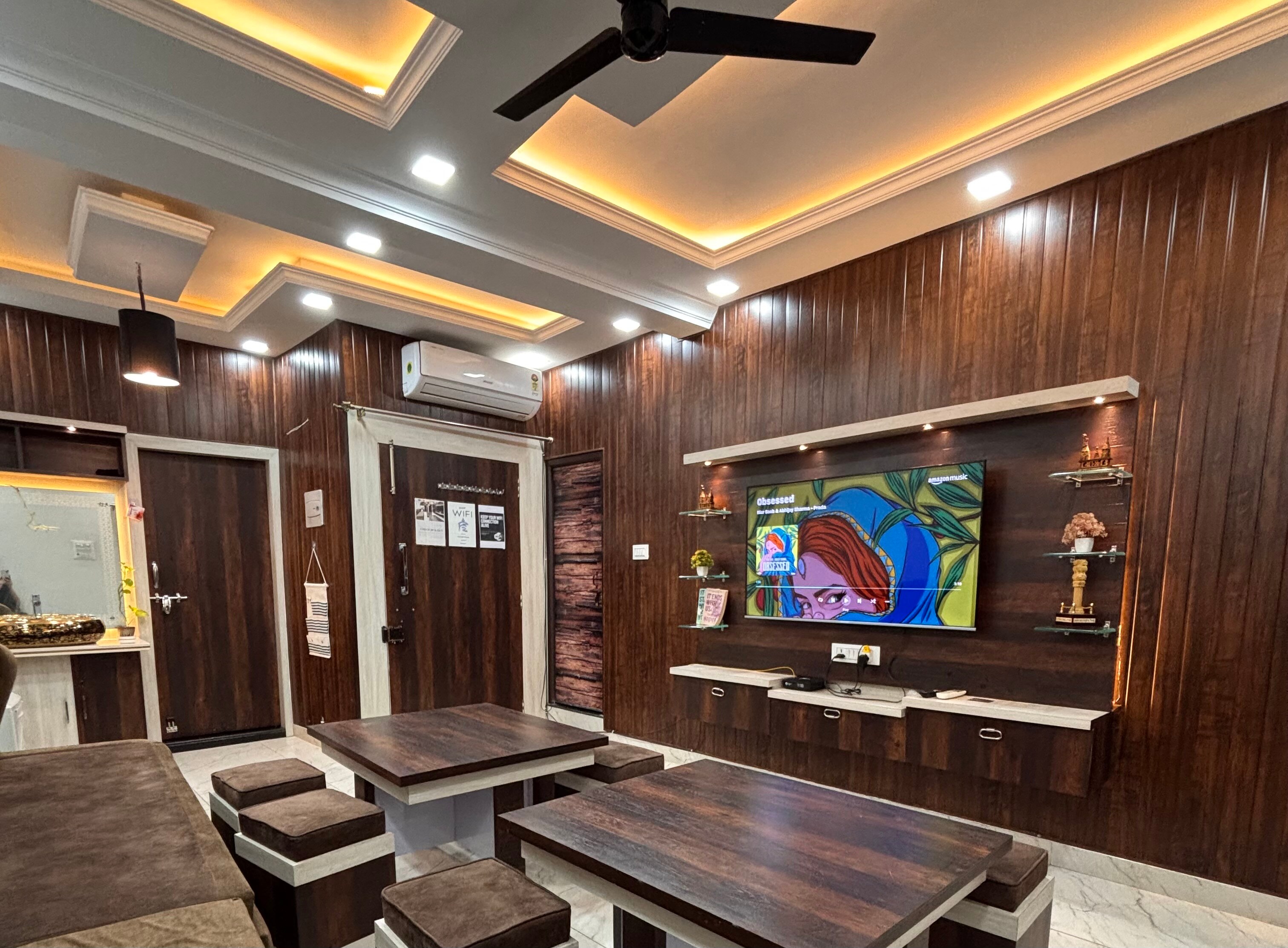 Kashi Homestay - Beautiful Entire 2BHK Apartment - Tap to explore photos