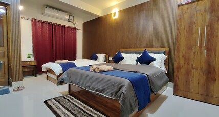 D2Stay Unit 3 Ulubari Shared Kitchen Room Type - Master Bed Room