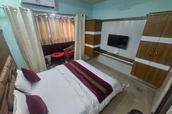 3BHK Guest House with 3 Attached Bath Family Stay