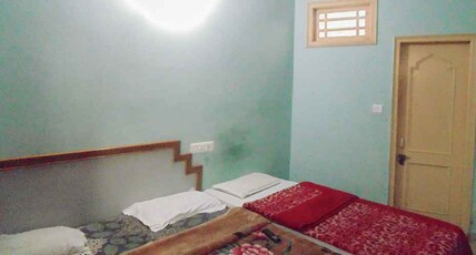 Tiwari Hotel & Restaurant Room Type - `standard