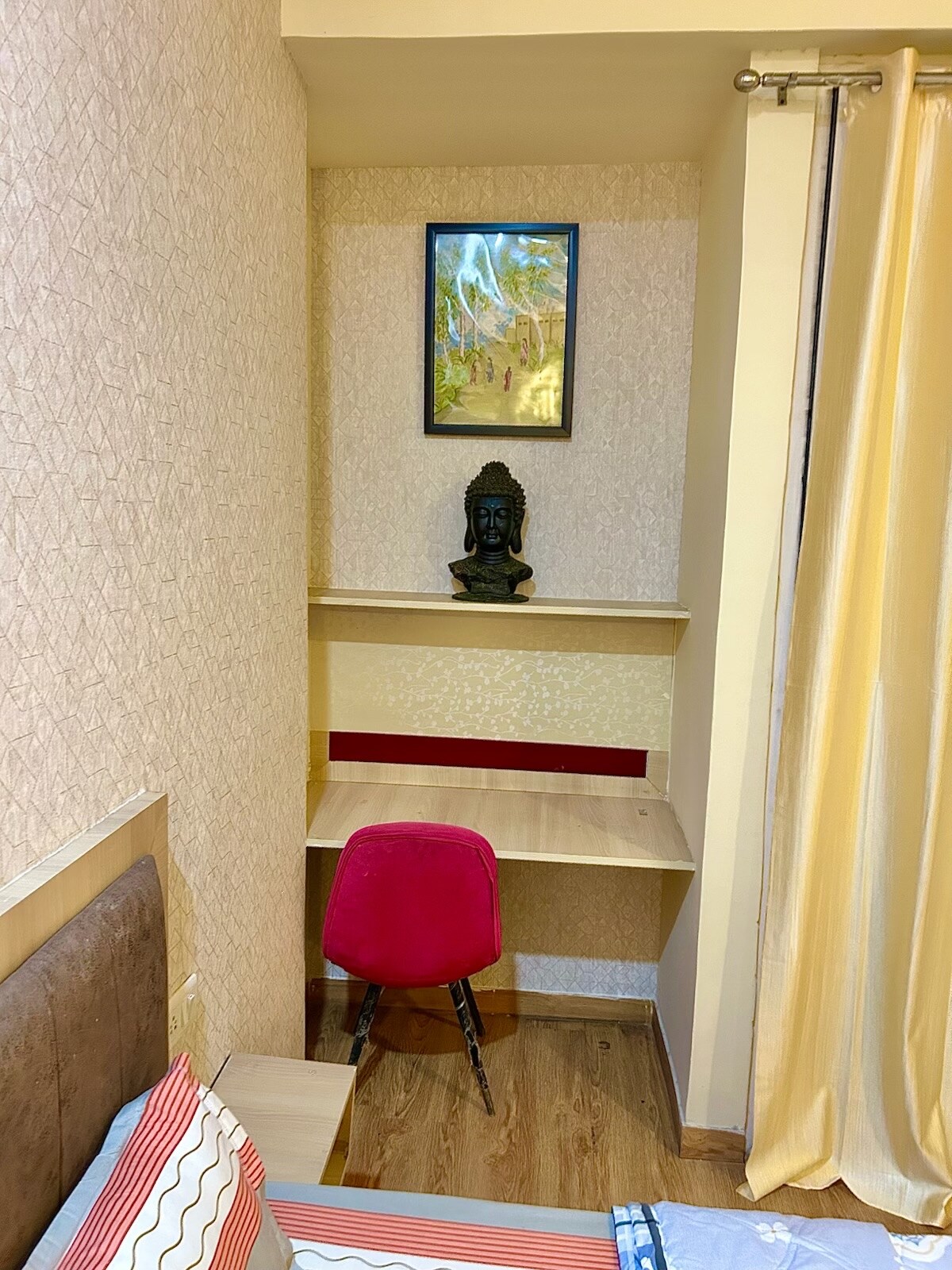 Studio apartment in Gaur city mall , Greater Noida - Tap to explore photos