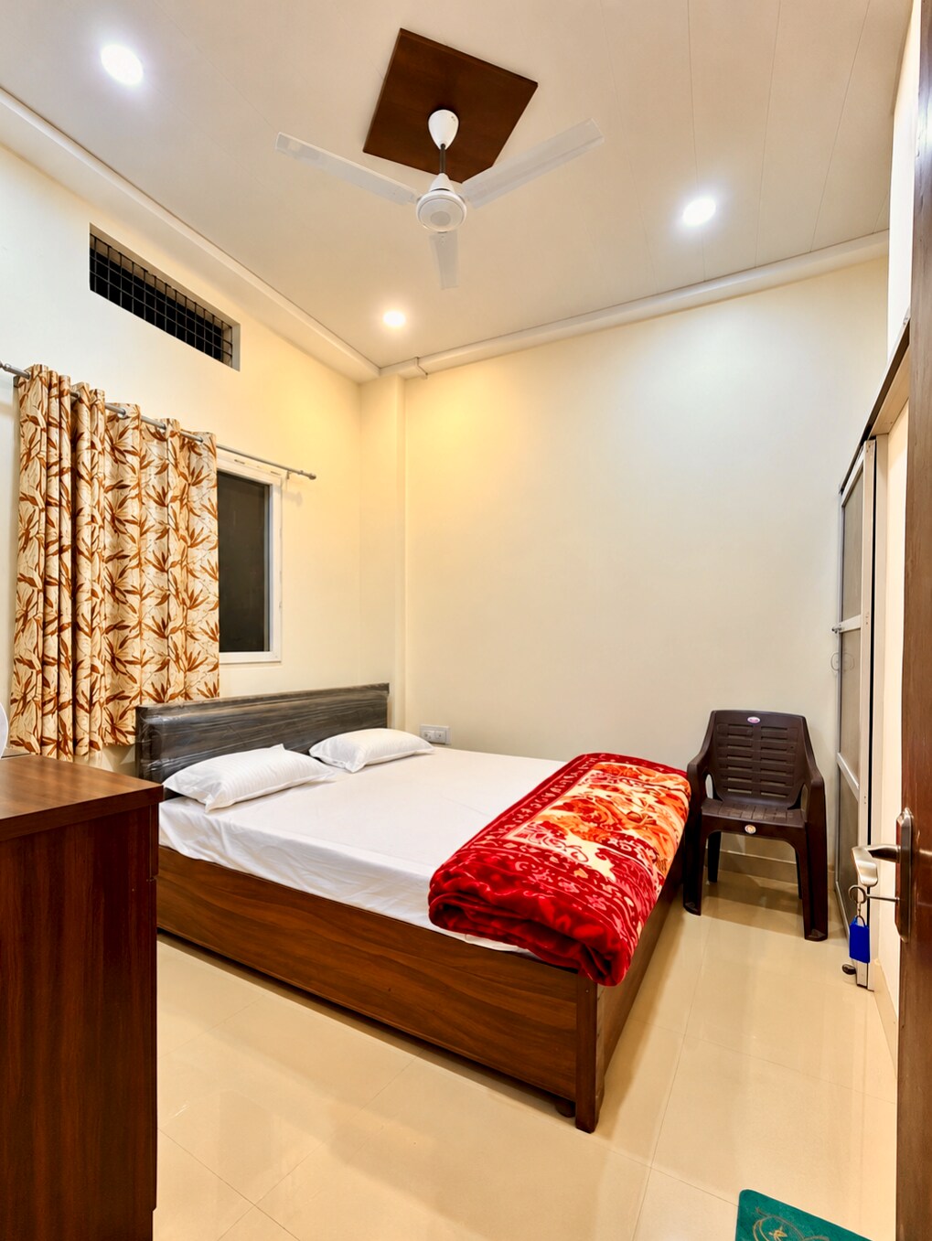 Madhuri Guest House - Tap to explore photos