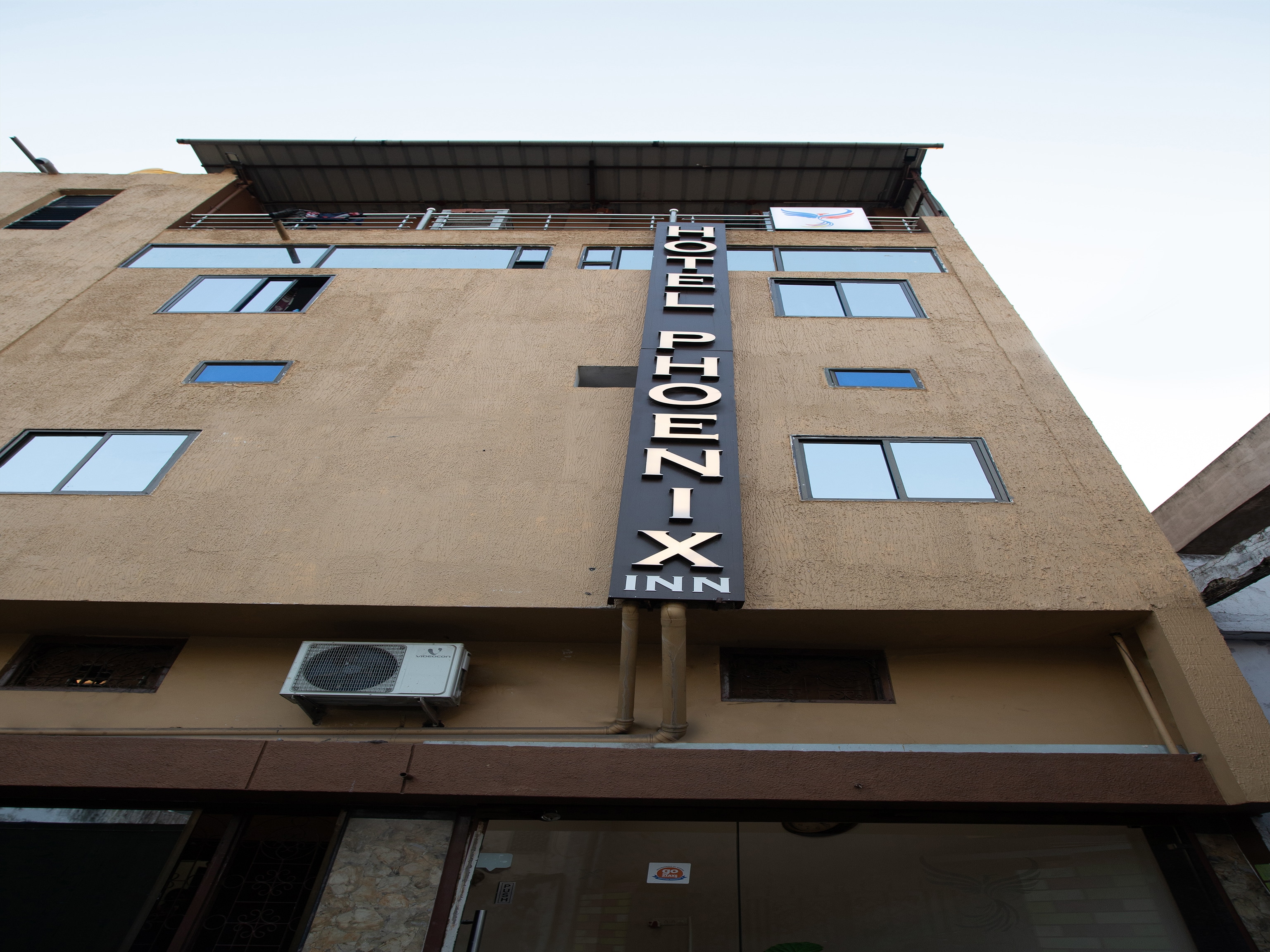 Hotel Phoenix Inn - Tap to explore photos