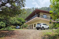 The Alcove 1BHK Naukuchiatal Lake View  200m Walk
