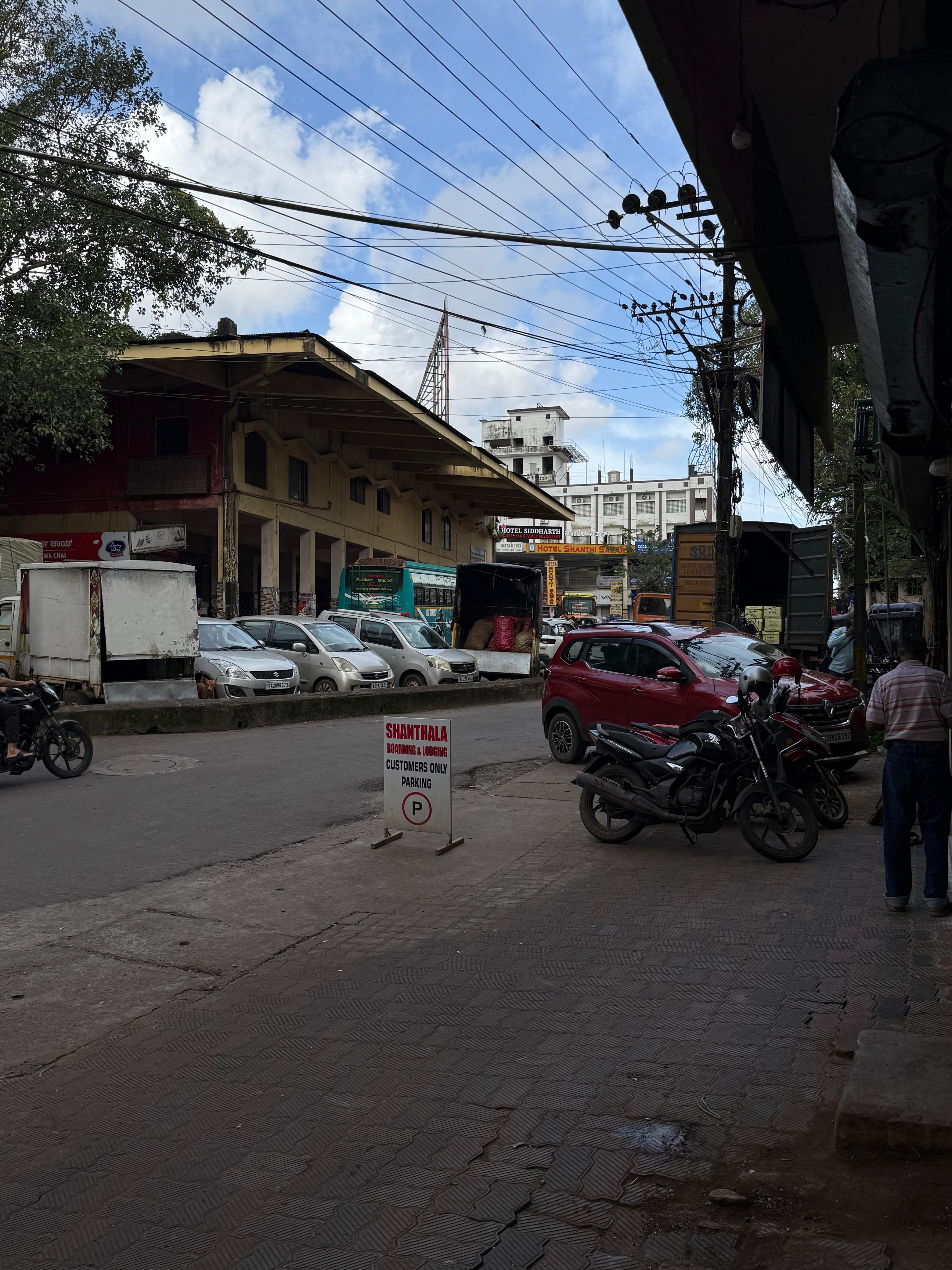 Shanthala boarding and lodging - Tap to explore photos