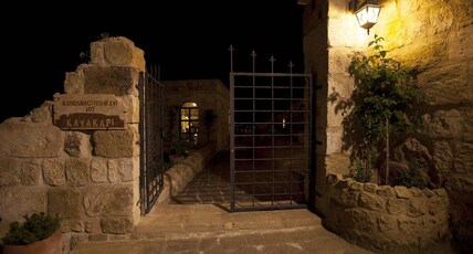 Kayakapi Premium Caves - Cappadocia Room Type - Majestic Cave Suites