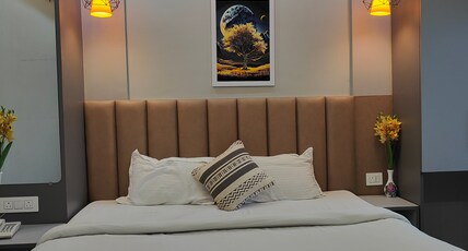 Stay Villa Royal Room Type - Premium Room with Balcony